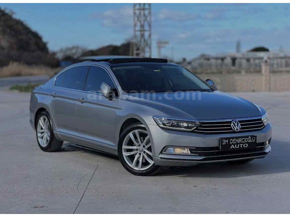 Sahibinden Volkswagen Passat 1.6 TDi BlueMotion Highline 2017 Model  194.000 km Gri (metalik)