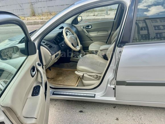 Sahibinden Renault Megane 1.5 dCi Privilege 2009 Model 