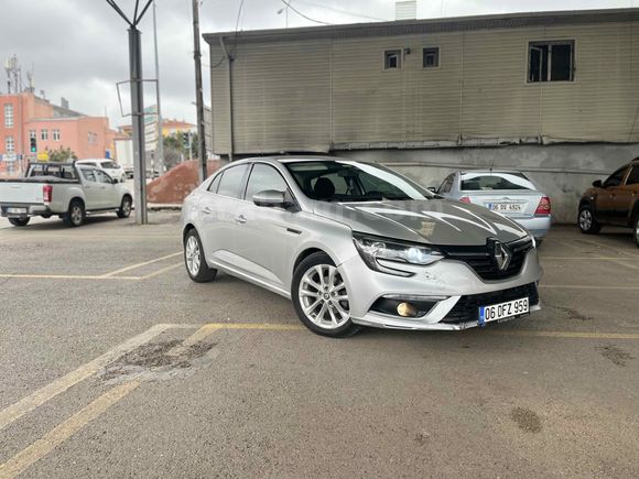 Sahibinden Renault Megane 1.5 dCi Touch 2016 Model 