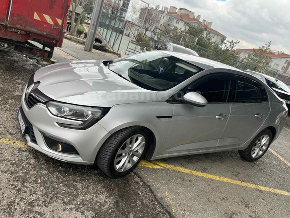 Sahibinden Renault Megane 1.5 dCi Touch 2016 Model 