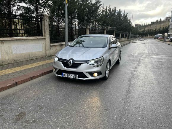Sahibinden Renault Megane 1.5 dCi Touch 2016 Model 