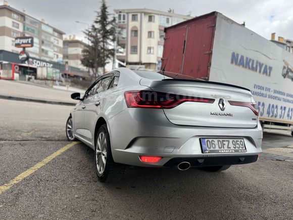 Sahibinden Renault Megane 1.5 dCi Touch 2016 Model 