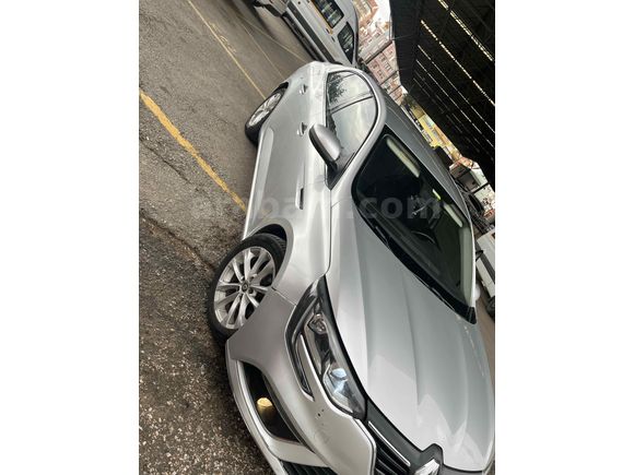 Sahibinden Renault Megane 1.5 dCi Touch 2016 Model 