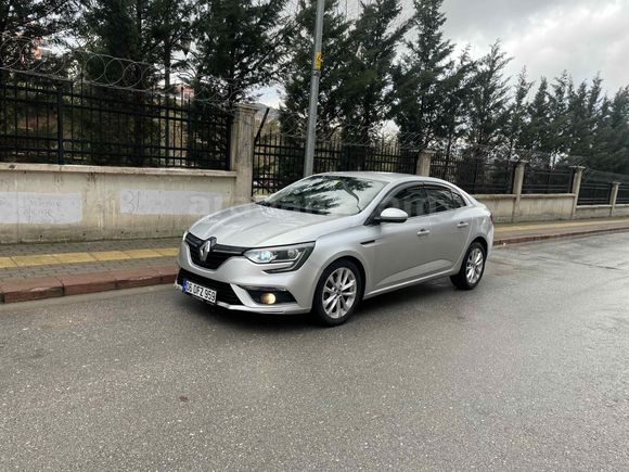 Sahibinden Renault Megane 1.5 dCi Touch 2016 Model 