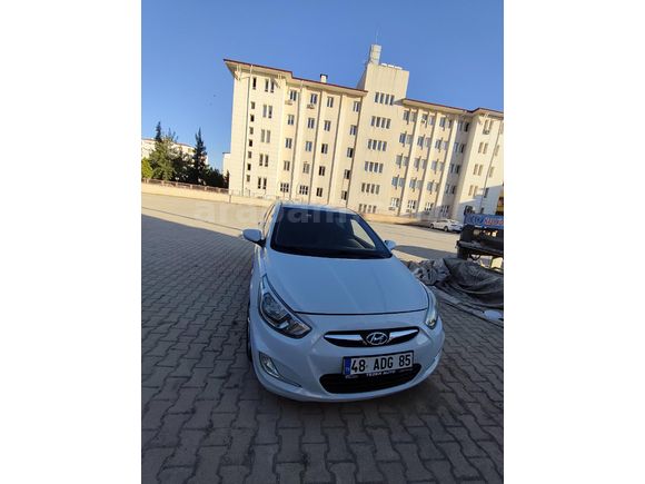 Sahibinden Hyundai Accent Blue 1.6 CRDI Mode Plus 2017 Model