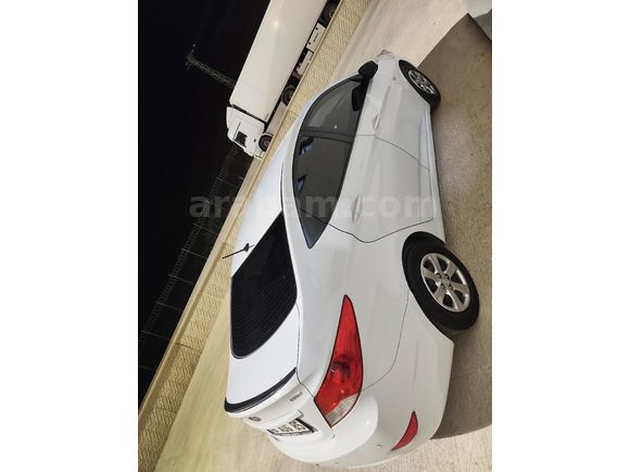 Sahibinden Hyundai Accent Blue 1.6 CRDI Mode Plus 2017 Model