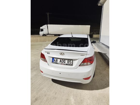 Sahibinden Hyundai Accent Blue 1.6 CRDI Mode Plus 2017 Model