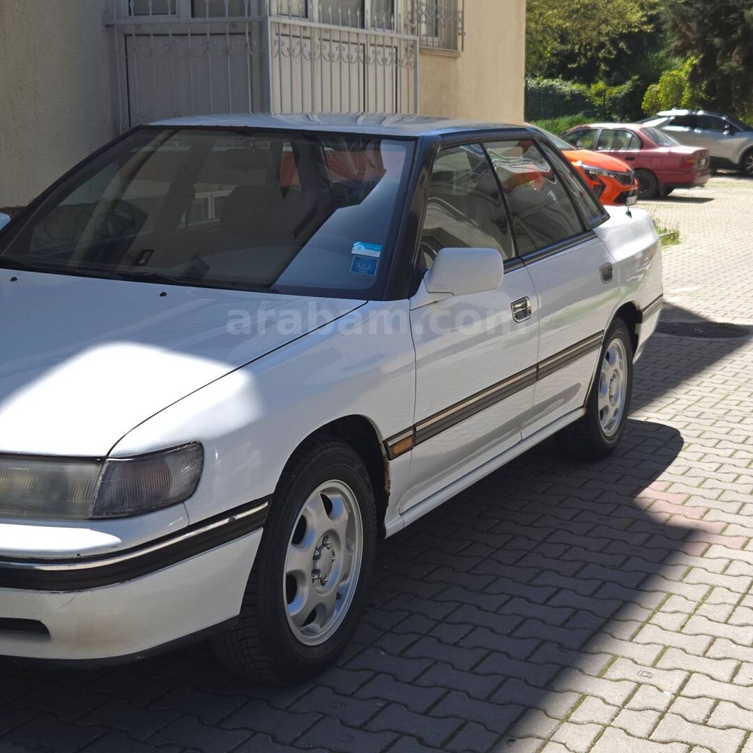 Sahibinden Subaru Legacy 2.2 GX 1993 Model Ankara 410.000 km Beyaz 5