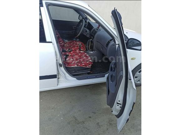 Sahibinden Hyundai Accent 1.3 Admire 2005 Model