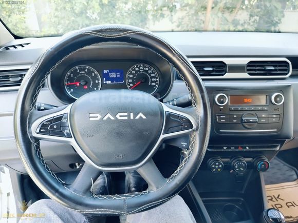2023 MODEL DACİA DUSTER 1.5 BLUE DCİ 115 HP ESSENTİAL 64 BİN KM