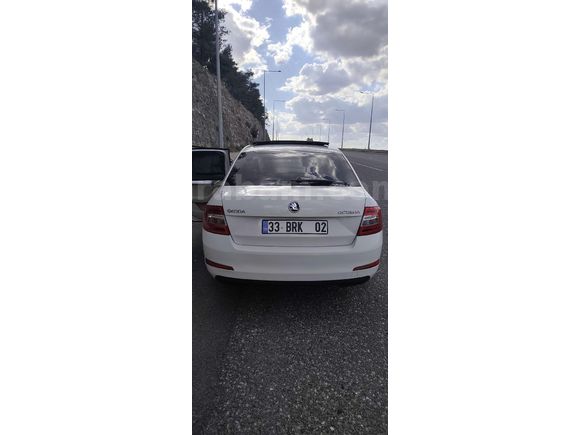 Sahibinden Skoda Octavia 1.6 TDI Elegance CR 2014 Model