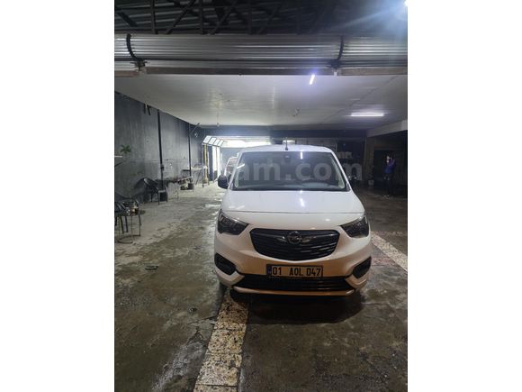Sahibinden Opel Combo 1.5 CDTI Elegance 2023 Model