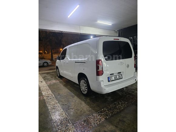 Sahibinden Opel Combo 1.5 CDTI Elegance 2023 Model