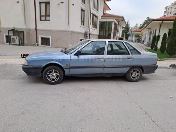 Sahibinden Renault R 21 1.7 Optima ilk gelene vereceğim