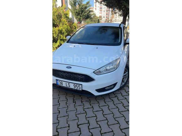 Sahibinden Ford Focus 1.5 TDCi Trend X 2015 Model  213.000 km Beyaz