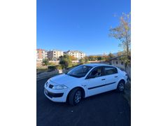 Sahibinden Renault Megane 1.6 16 valf temiz memur aracı