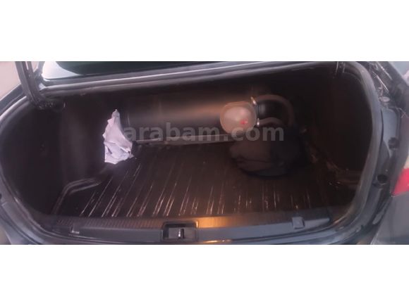 Sahibinden Renault Fluence 1.6 Extreme 2011 Model
