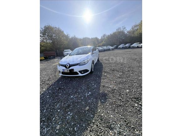 Sahibinden Renault Fluence 1.5 dCi Touch Plus 2013 Model  230.000 km Beyaz