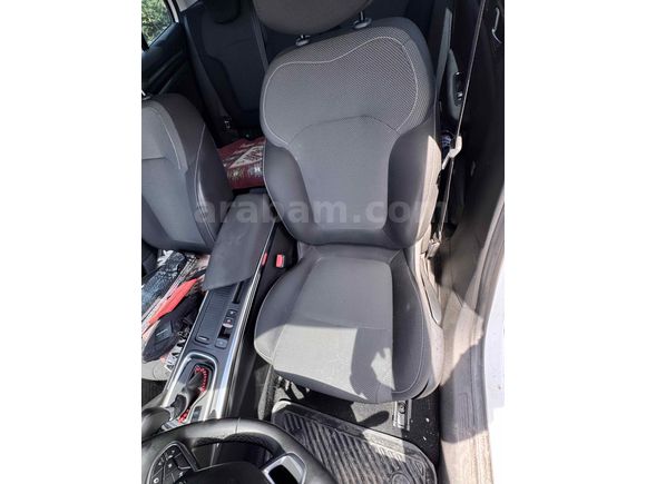 Sahibinden Renault Megane 1.3 TCe Touch 2024 Model 