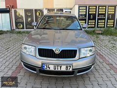 NEVAK CARS'TAN TEMİZ DÜŞÜK KM SÜPERB 130 BG FULL PAKET