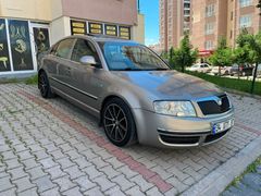 NEVAK CARS'TAN TEMİZ DÜŞÜK KM SÜPERB 130 BG FULL PAKET