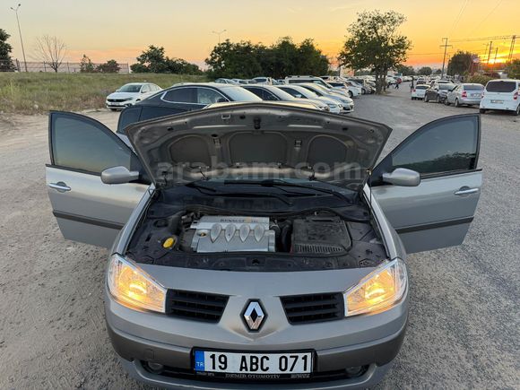 Sahibinden Renault Megane 1.6 Dynamique 2005 Model