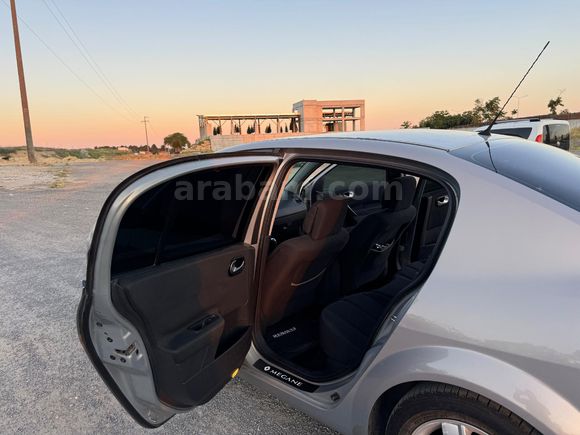 Sahibinden Renault Megane 1.6 Dynamique 2005 Model