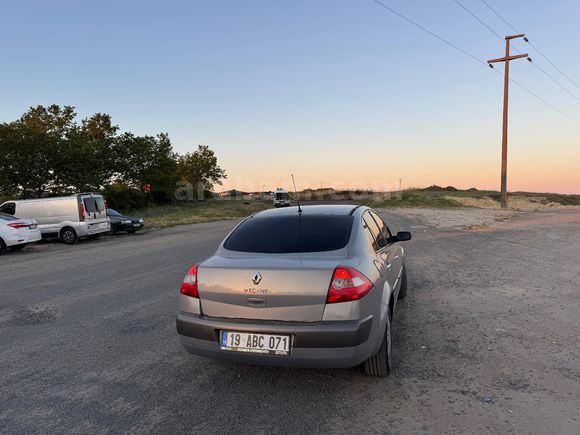 Sahibinden Renault Megane 1.6 Dynamique 2005 Model