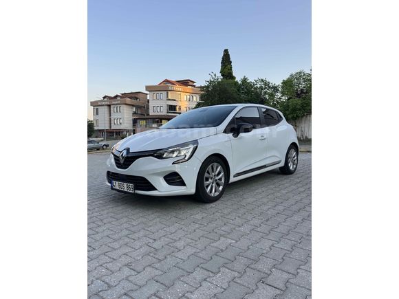 Sahibinden Renault Clio 1.0 TCe Touch 2023 Model 