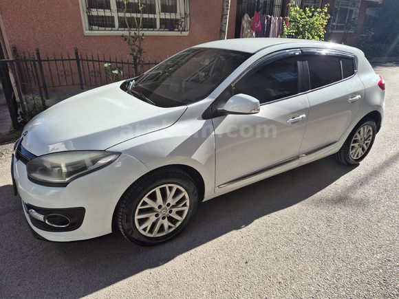 Sahibinden Renault Megane 1.5 dCi Touch Plus 2015 Model