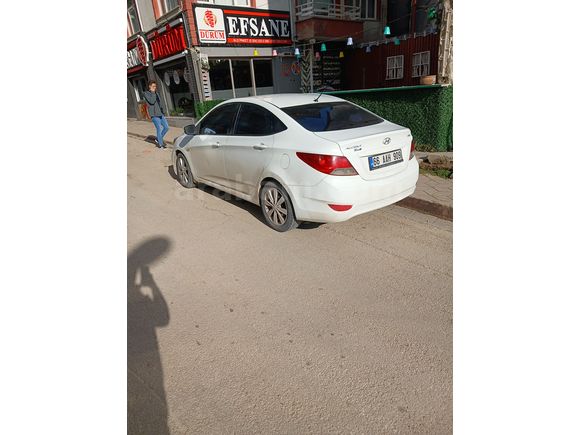 Sahibinden Hyundai Accent Blue 1.6 CRDI Biz 2013 Model 