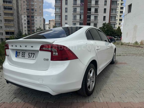 Volvo S60 1.6 D Advance 2015 Model 
Açıklamayı Okuyunuz.