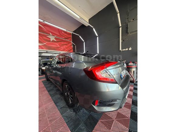 Sahibinden Honda Civic 1.6i VTEC Elegance 2021 Model