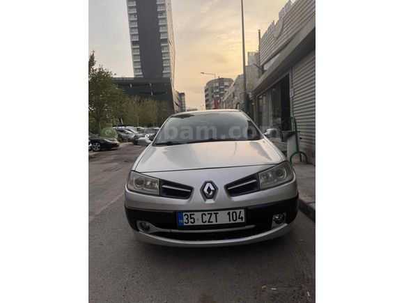 Düşük km otomatik Megane 2