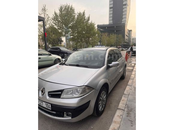 Düşük km otomatik Megane 2