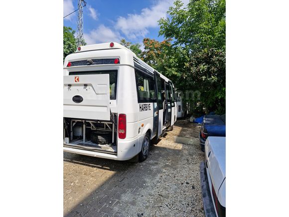 Karsan J10 2.3  17+3+1 engelli erişimli otobüs ruhsatlıdır.