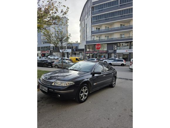 Sahibinden Renault Laguna 1.6 Prıvılege2004 Model