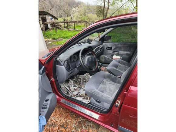 Sahibinden Renault Megane 1.6 RXT 2000 Model