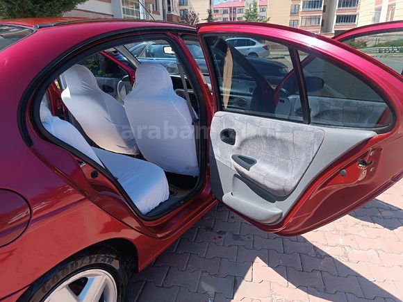 Sahibinden Renault Megane 1.6 RXT 2000 Model