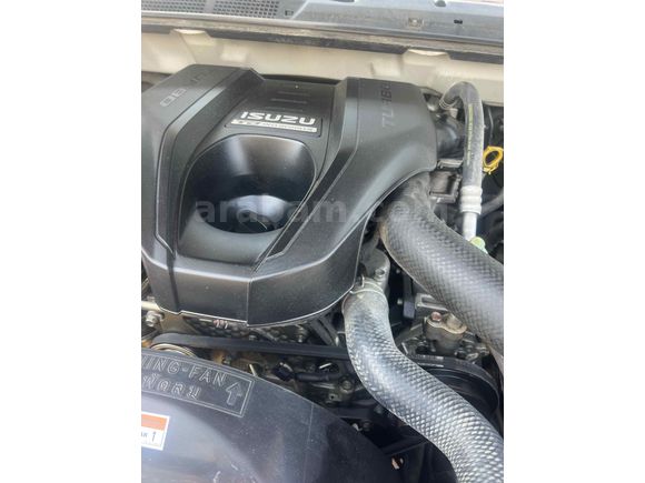 Galeriden Isuzu D-Max 2.5 4x4 2015 Model Bolu