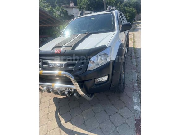 Galeriden Isuzu D-Max 2.5 4x4 2015 Model Bolu