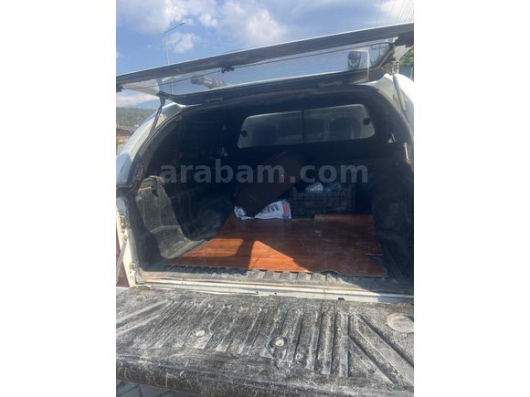 Galeriden Isuzu D-Max 2.5 4x4 2015 Model Bolu