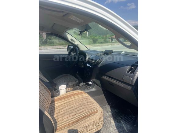 Galeriden Isuzu D-Max 2.5 4x4 2015 Model Bolu