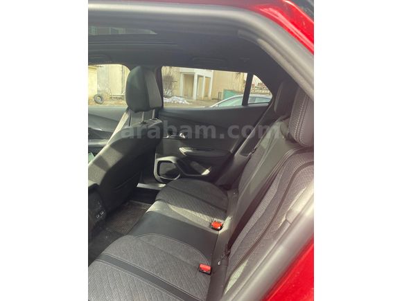 Sahibinden Peugeot 2008 1.2 PureTech Allure 2023 Model