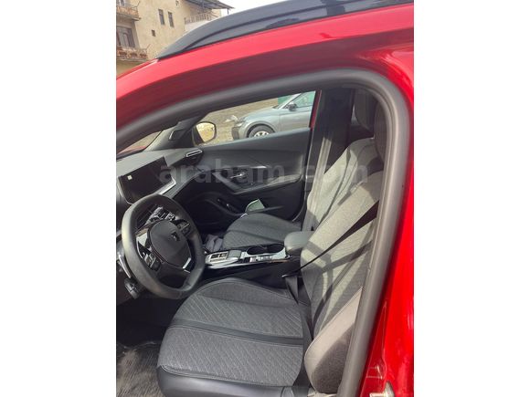 Sahibinden Peugeot 2008 1.2 PureTech Allure 2023 Model