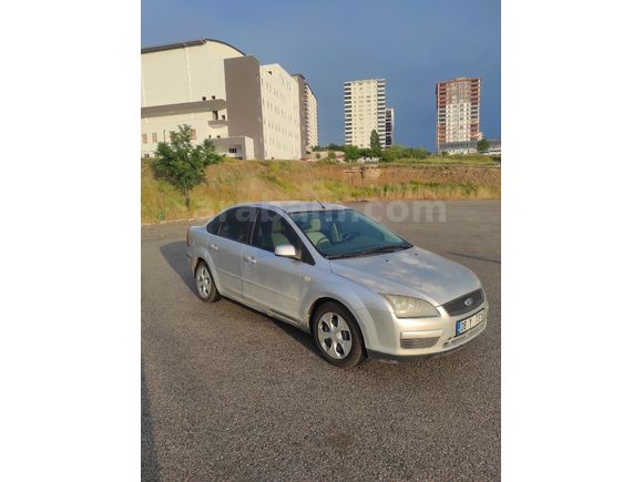 Sahibinden Ford Focus 1.6 Trend 2006 Model