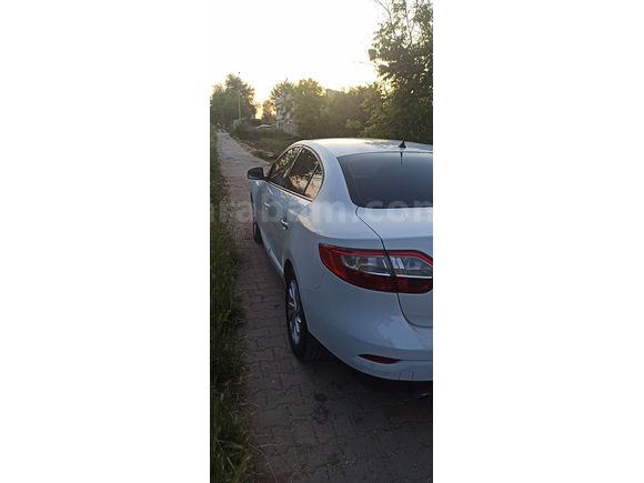 SAHİBİNDEN ÇOK TEMİZ VE MASRAFSIZ RENAULT FLUENCE 1.5 DCİ TOUCH PLUS 2013 OTOMATİK VİTES 