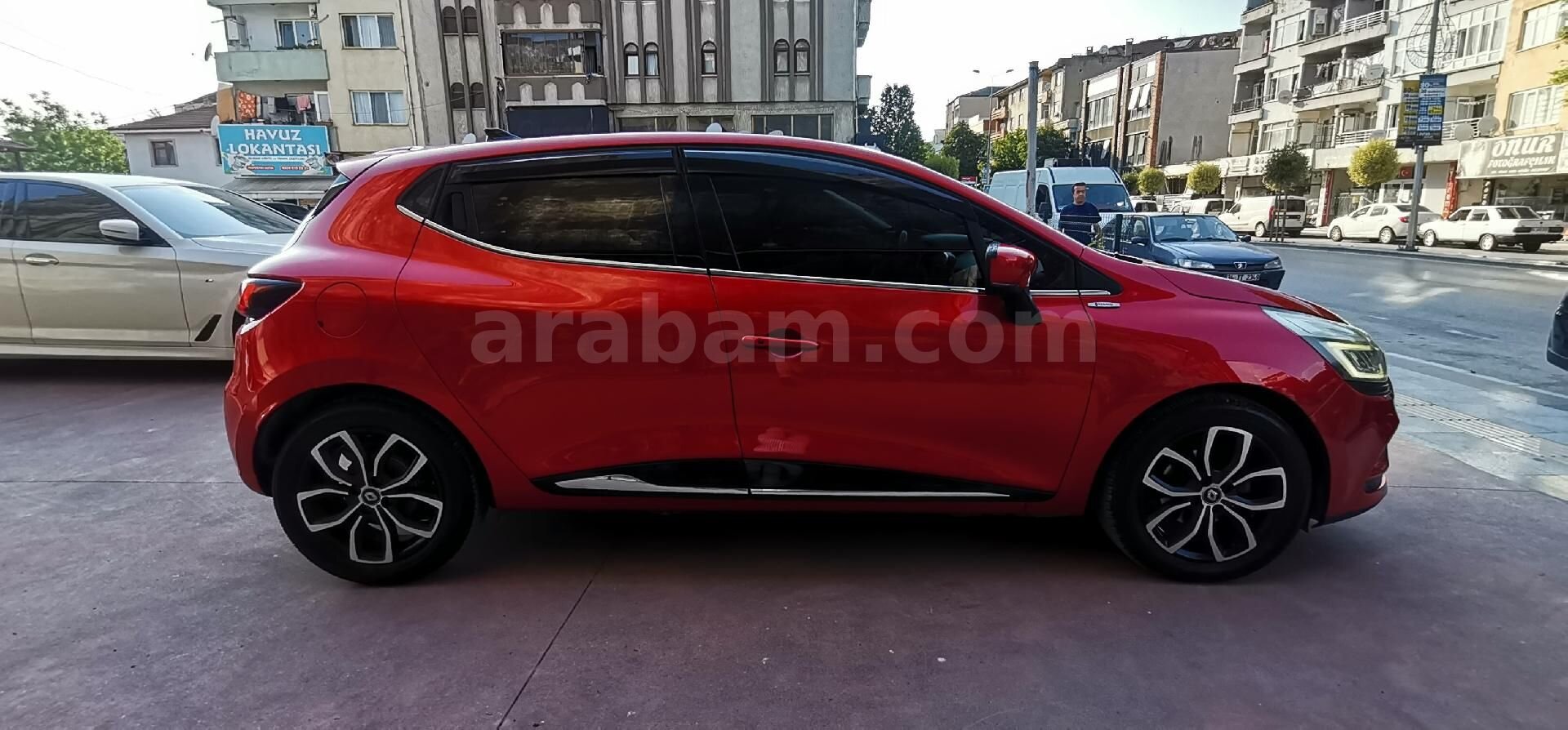Galeriden Renault Clio 1.5 dCi Icon 2016 Model Sakarya 104.000 km Kırmızı 5