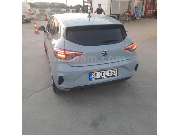 Sahibinden Renault Clio 1.0 TCe Equilibre 2024 Model