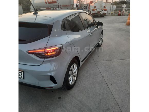 Sahibinden Renault Clio 1.0 TCe Equilibre 2024 Model